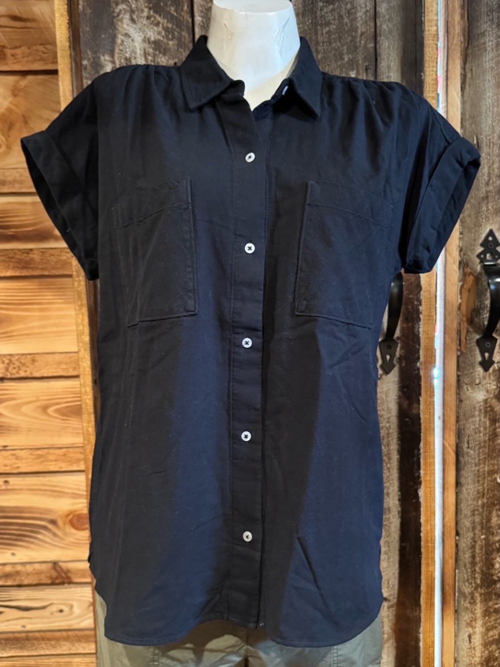 Carve Designs Women’s Boone SS Button Down